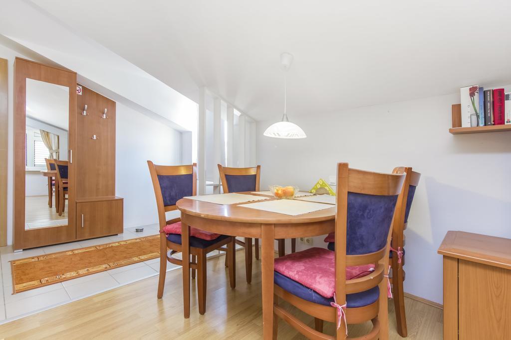 Oaza Tribunj Sea View Apartment Room photo