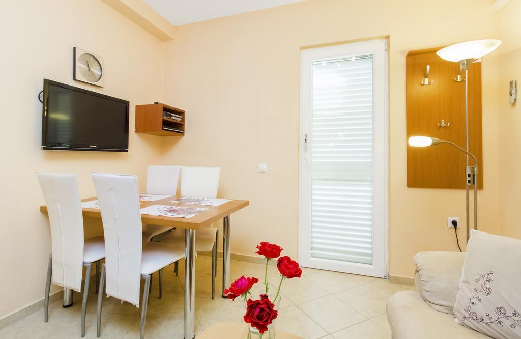 Oaza Tribunj Sea View Apartment Room photo